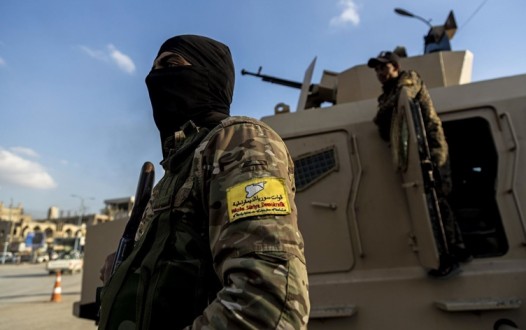 قسد تعلن اعتقال 140 عنصراً من داعش وتنفيذ 163 عملية خلال 2025