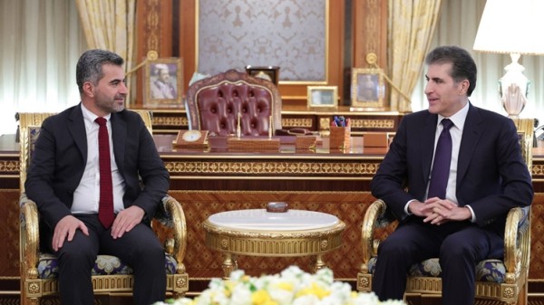 رئيس إقليم كوردستان يستقبل الهيئة الإدارية لجمعية "آمد سبور" ويؤكد دعم أنشطتها