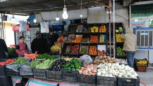 انتعاش أسواق إقليم كوردستان: انخفاض ملحوظ في أسعار الطماطة والمحاصيل الأساسية